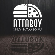Attaboy logó